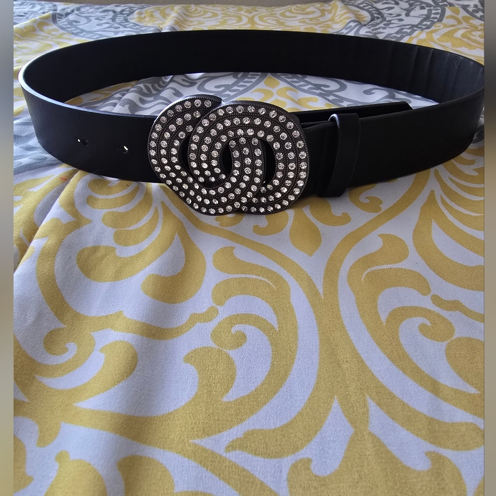 New York & Co. Black Belt with Dazzling Silver Buckle SIZE M/L